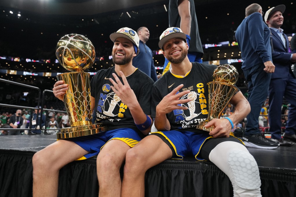 Warriors expose their NBA crown to urgent applicants