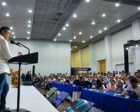 "We have a recession in sight," said President Petro