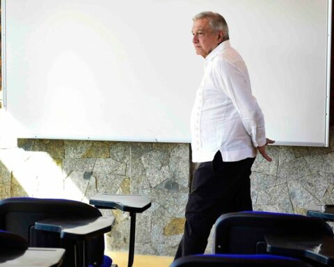 Welfare university students demand better conditions