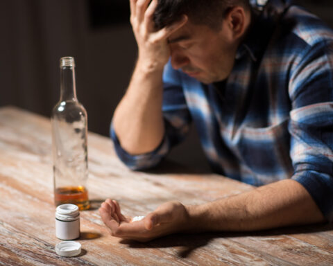 What are the main addictions in Colombia?