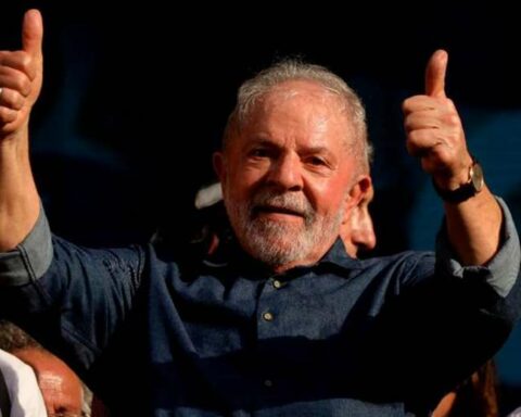 Wink to the center, new alliances and emotions: keys for Lula to come to power