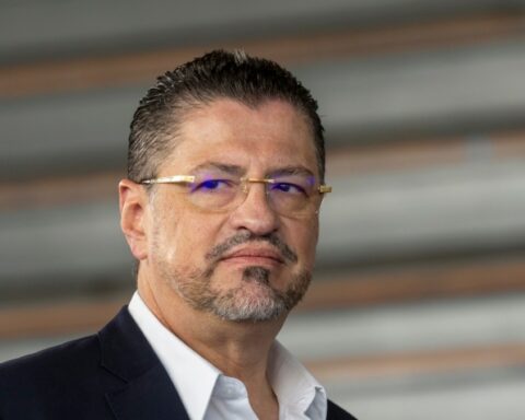 "it would be a disgrace"for Nicaraguans if Costa Rica takes measures to restrict the arrival of refugees