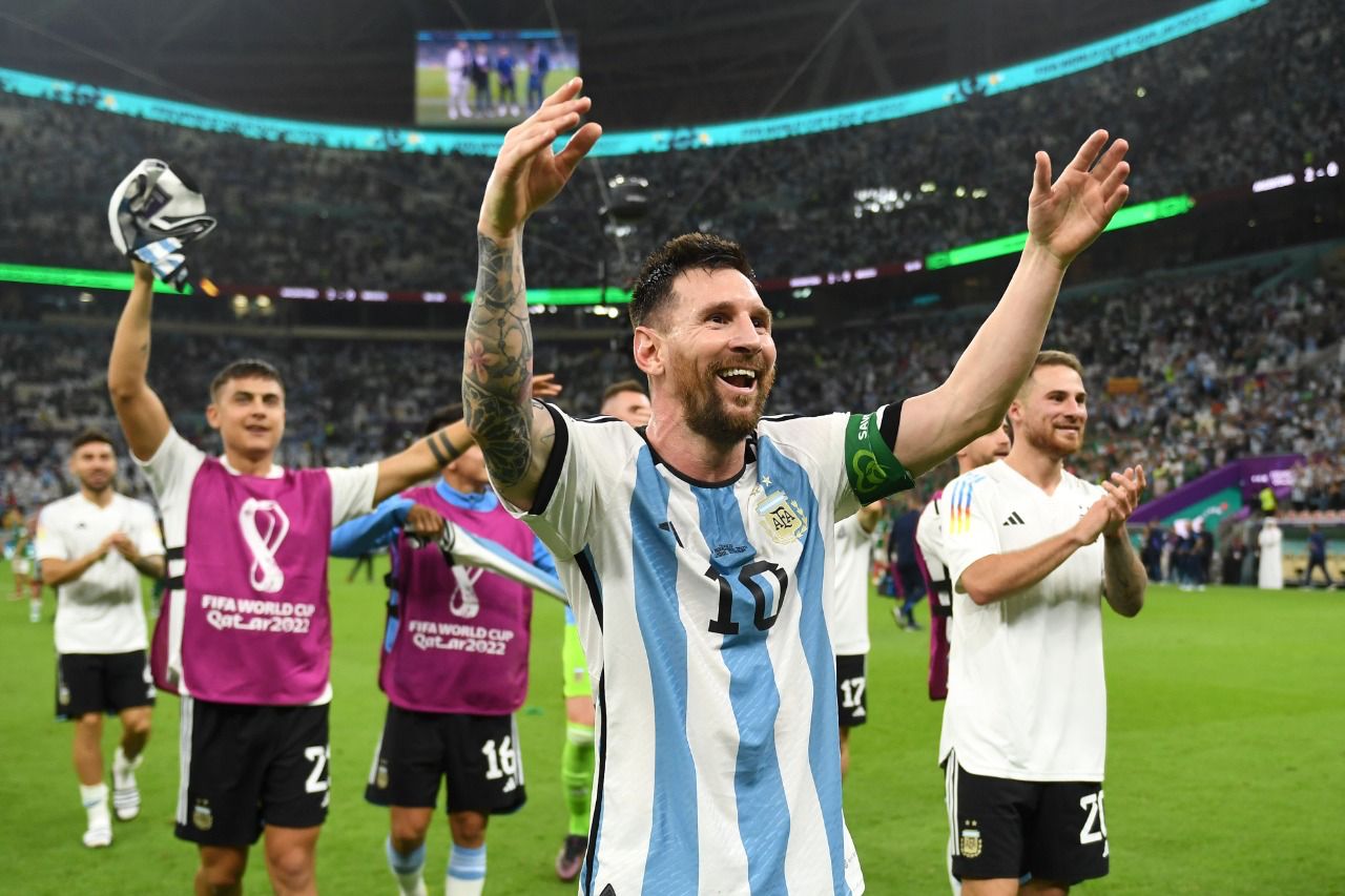 Messi gives life to Argentina and defeats Mexico