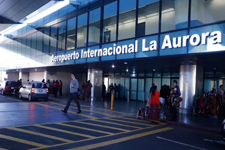 A group of 25 Dominicans are stranded at the Guatemalan airport