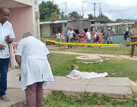 suicidio, Colón, hombre