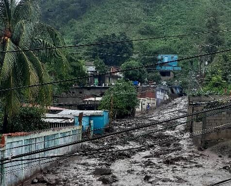 A minor dies in Guanta due to the collapse of a house after the rains