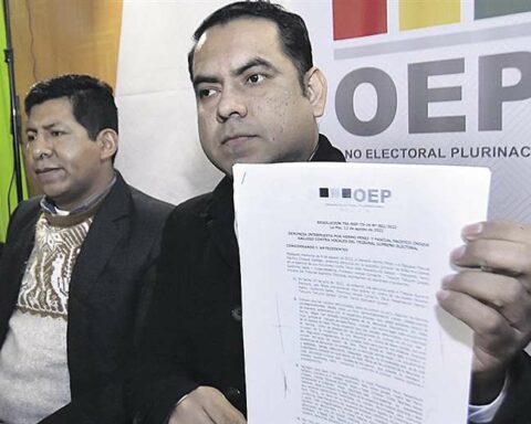 A single law is required to distribute seats