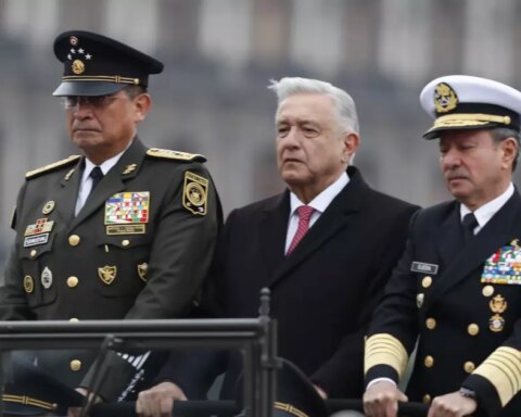 AMLO: In the history of the Army, there are more good things than stains or errors