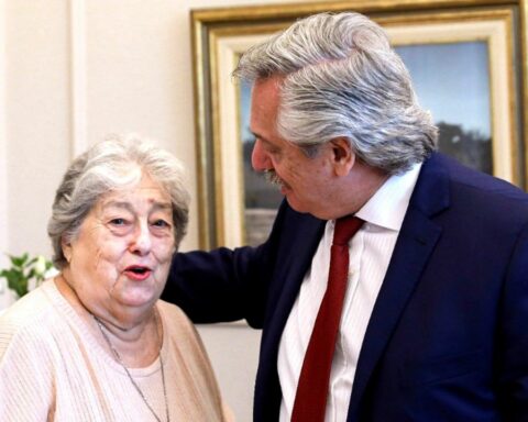 Alberto Fernández decreed three days of national mourning for the death of Hebe de Bonafini