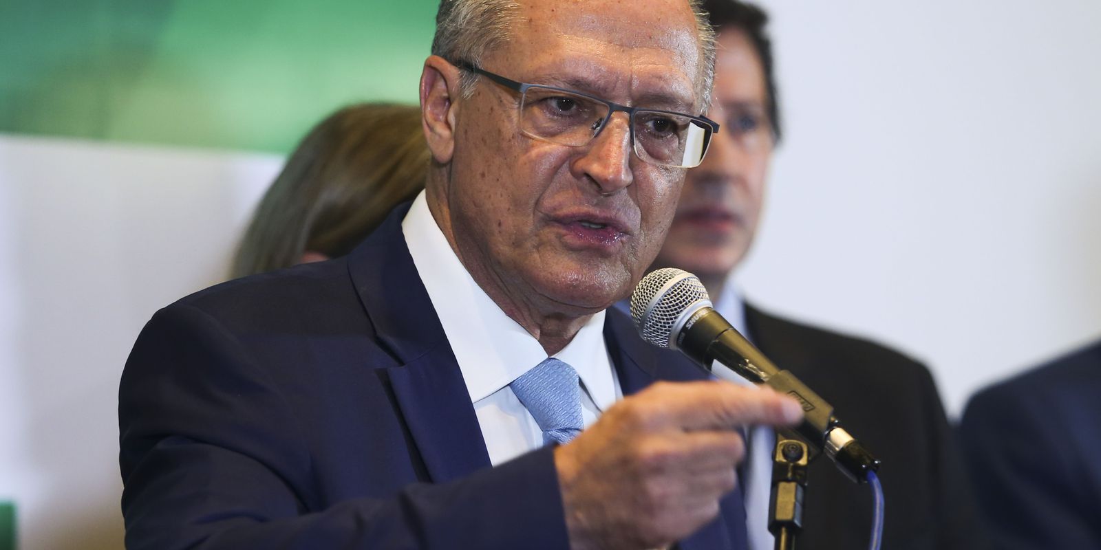 Alckmin announces parliamentarians for transition technical groups