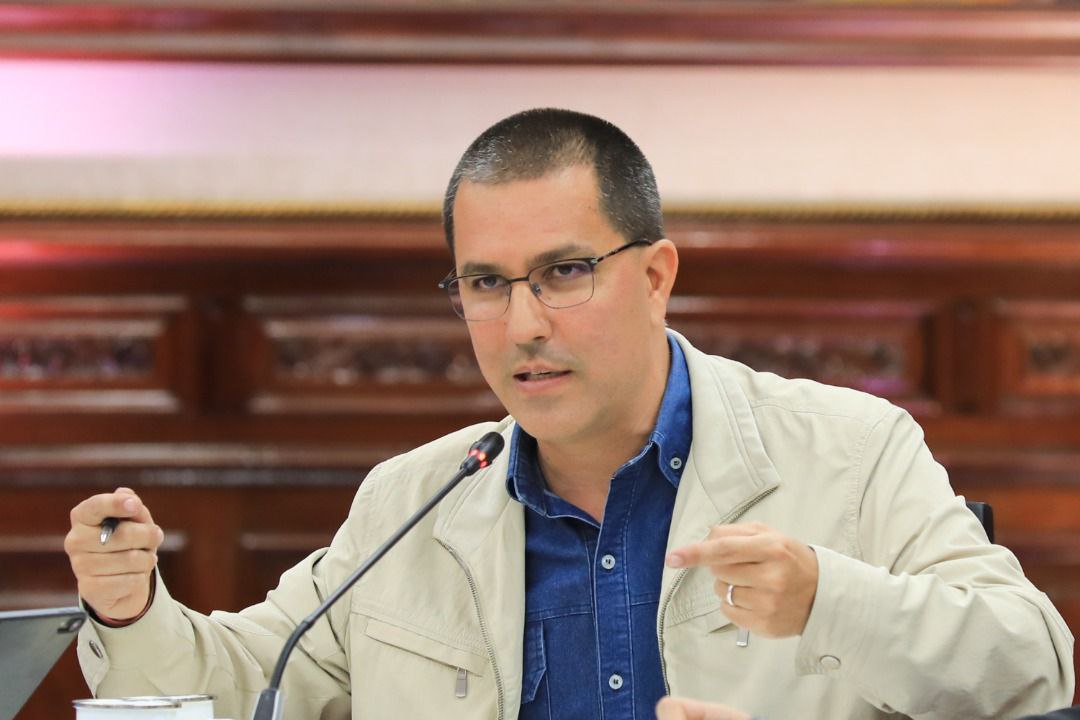 Arreaza: revision of laws will lead to a more democratic legal system