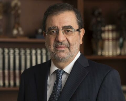 Asobancaria: complaint of harassment against Hernando J. Gómez, to justice