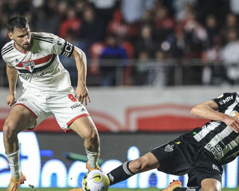 Atlético-MG starts a 2-2 draw with São Paulo at Morumbi