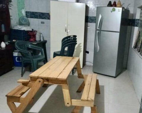 Authorities are looking for five women for abuse against a child