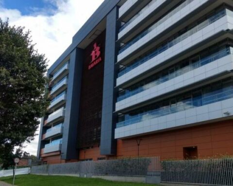 Bavaria opens job call for engineering talent