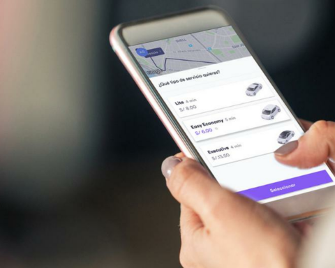 Beat left Peru: what other applications are there and how much can a taxi driver earn in them?