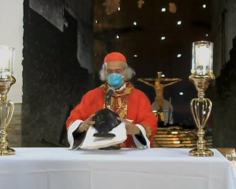 Brenes assures that the Church prays "for those who criticize us"