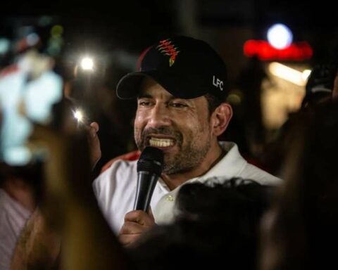 Camacho: "Let's hope that the senators are up to the task and can approve the law as soon as possible"