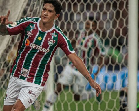 Cano wins scorers duel with Pedro Raul