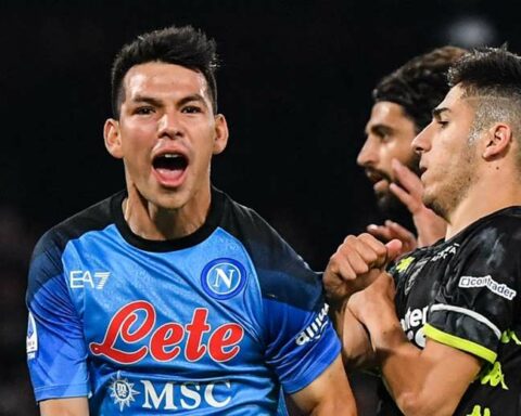 'Chucky' Lozano keeps Napoli at the top of the Serie A standings
