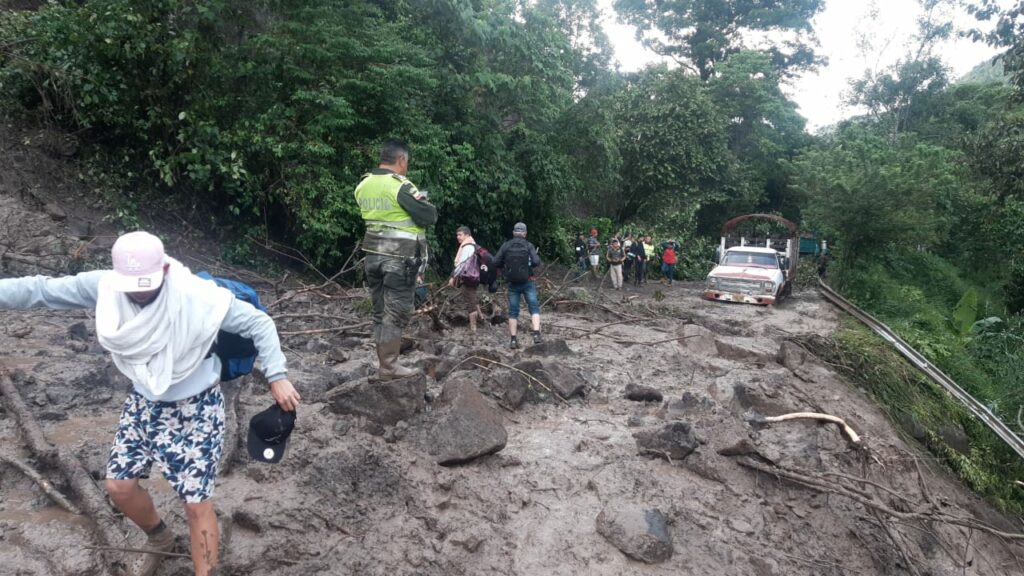 Closure of the Cúcuta-Pamplona road due to a landslide