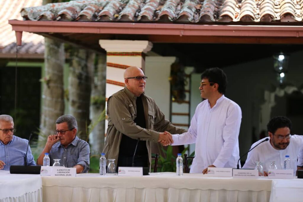 Colombian Prosecutor's Office suspends all arrest warrants for ELN spokesmen