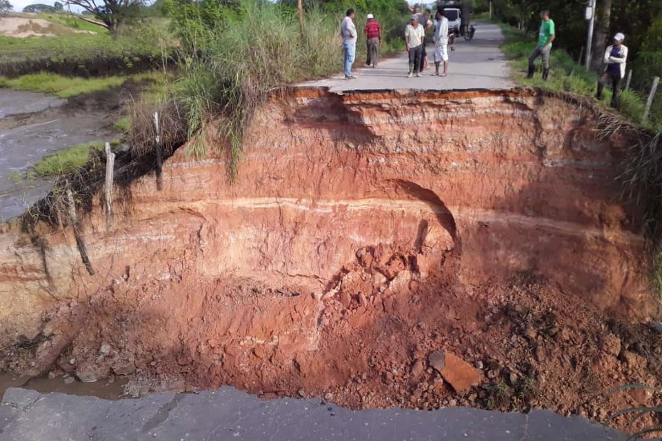Community in Machiques de Perijá in Zulia was isolated after giving up the road