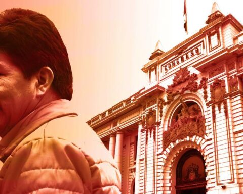 Congressmen present a new vacancy against President Pedro Castillo