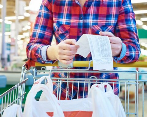 Consultants estimate inflation of 6.5% for October