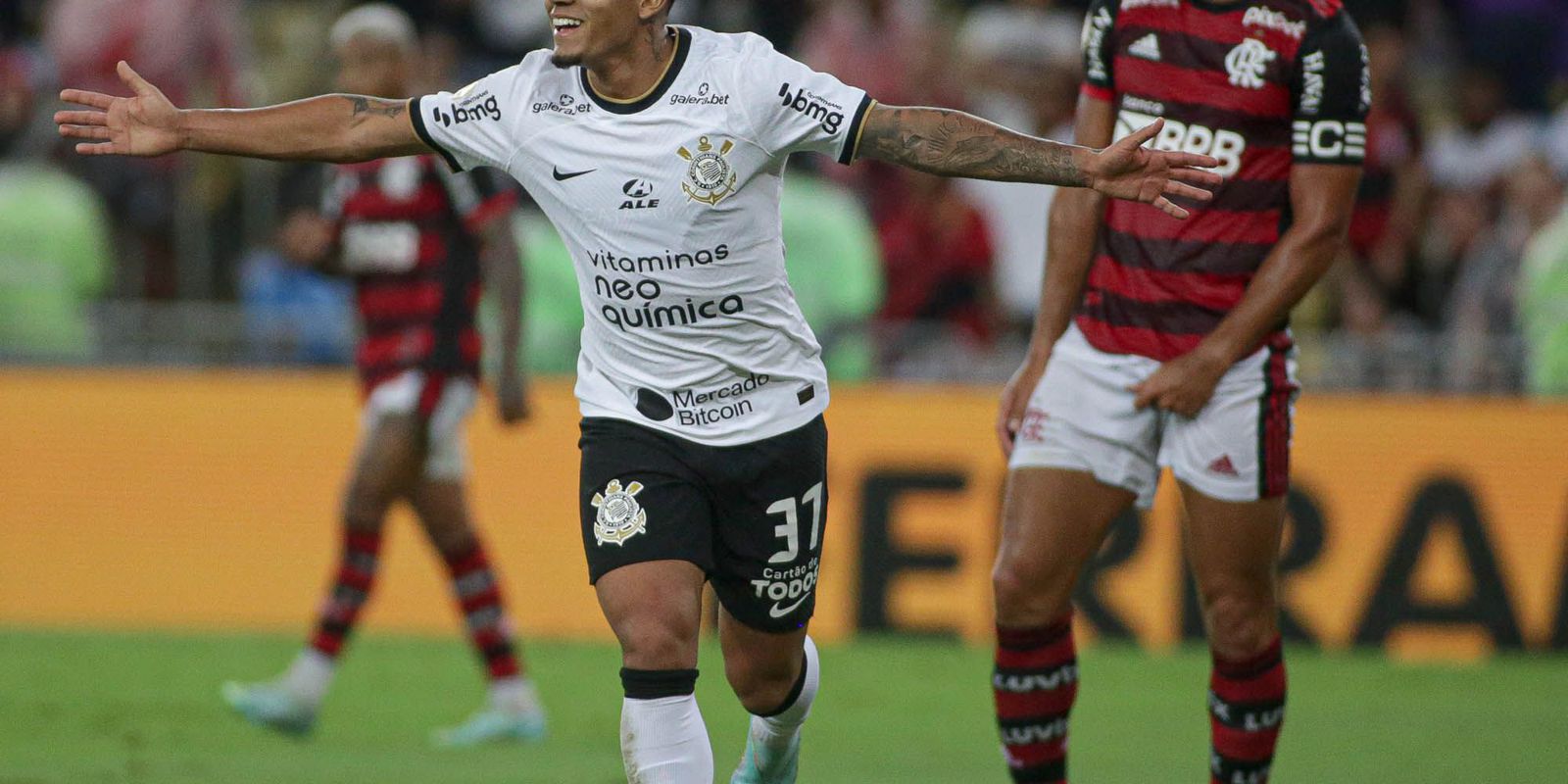 Corinthians defeats Flamengo at Maracanã and guarantees itself in Libertadores