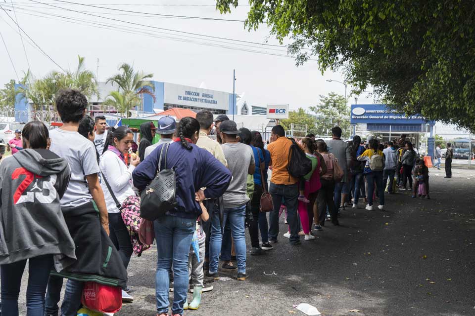 Costa Rica evaluates measures due to the increase in refugee applications