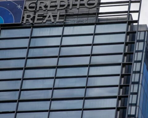 Crédito Real negotiates with bondholders and delays bankruptcy proceedings