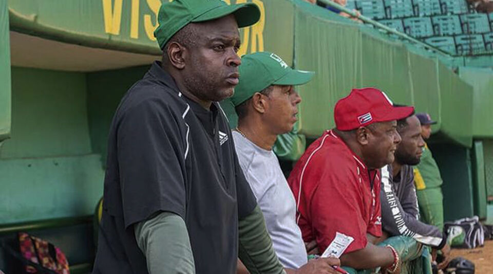 Cuba removes a coach from the national team after accusing him of "illegal exit"