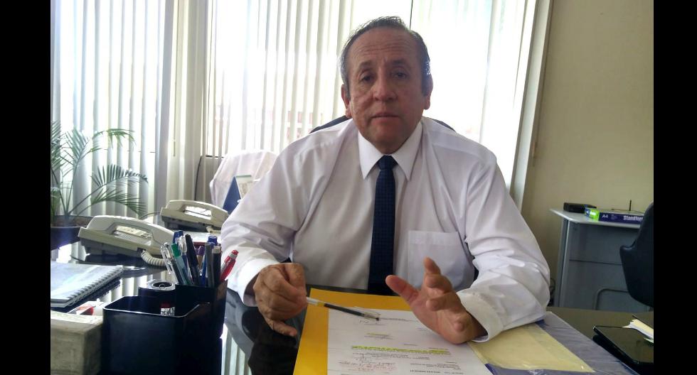 Dember Muñoz is the new director of the Honorio Delgado Espinoza hospital