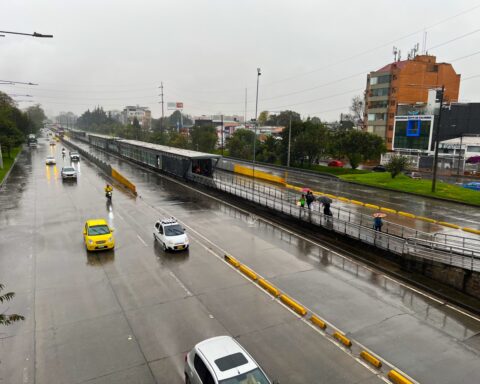 Demonstrations in Bogotá: Several TransMilenio stations are disabled