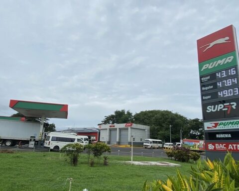 Dictatorship halts declines in fuel prices in Nicaragua