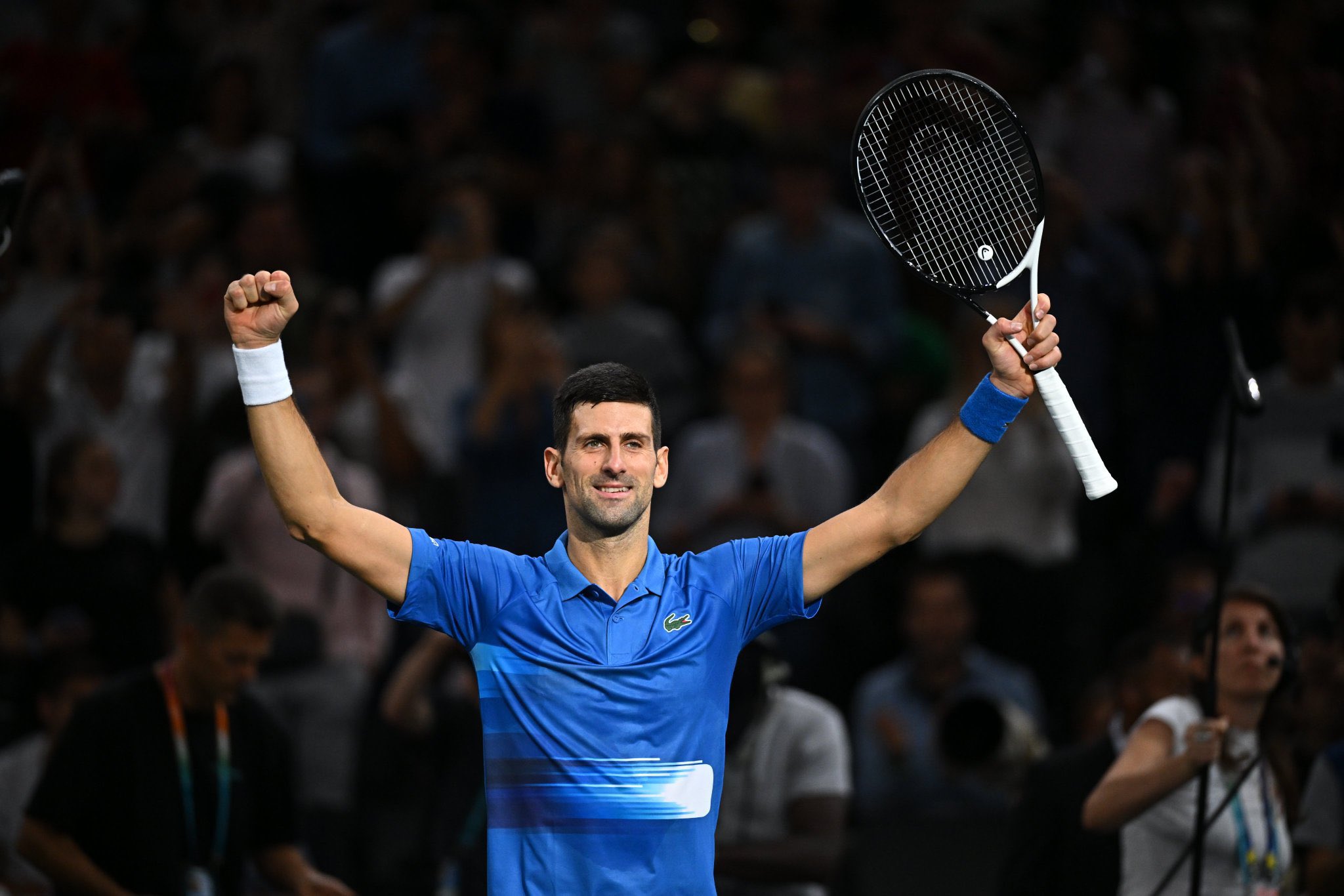 Djokovic advances to Bercy semifinals