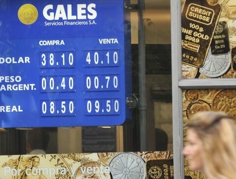 Dollar today: this is the price for Thursday, November 24, according to the BROU