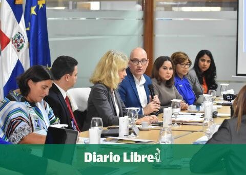 Dominican government meets with the European Union