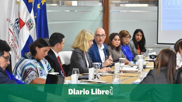 Dominican government meets with the European Union