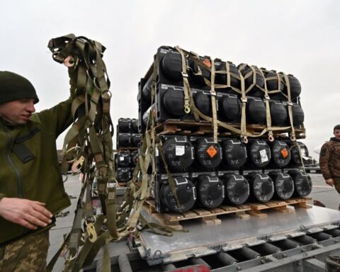 UE ha dedicado 8.000 millones a equipos militares para Ucrania