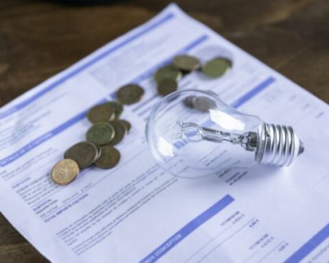 Energy rates in the country dropped, on average, 813 pesos