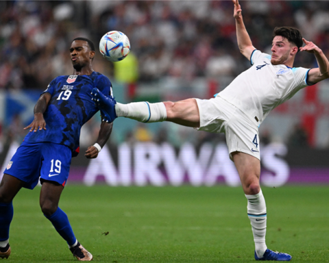England draws with the United States 0-0 and approaches the round of 16