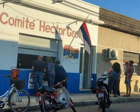 Espacio 567 del FA called an intersocial for the People's Congress "to prepare a proposal for profound transformation."