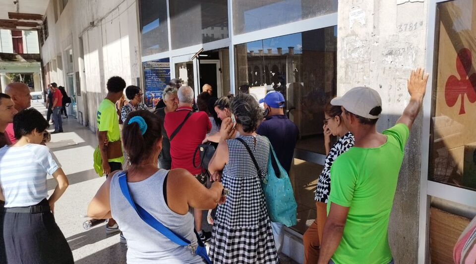 Even the stamps for procedures have disappeared from the Post Offices in Cuba