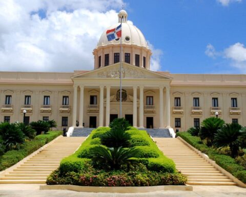 Poder Ejecutivo crea la  Dirección de Infraestructura Escolar