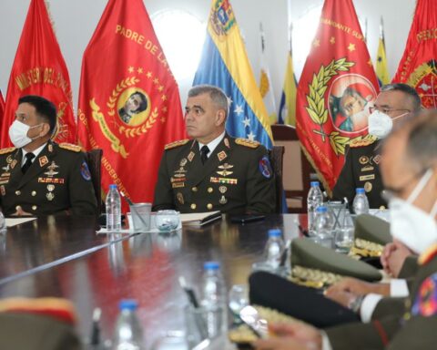 FANB is ready to strengthen military relations with Colombia