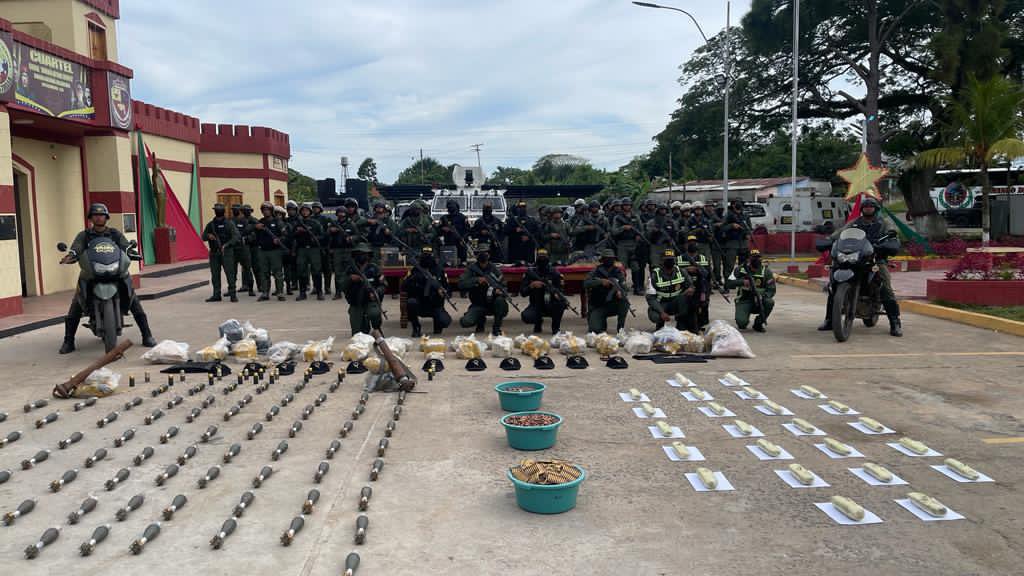 Fanb dismantled the 3 Raíces bunker with 45,686 cartridges and 102 grenades