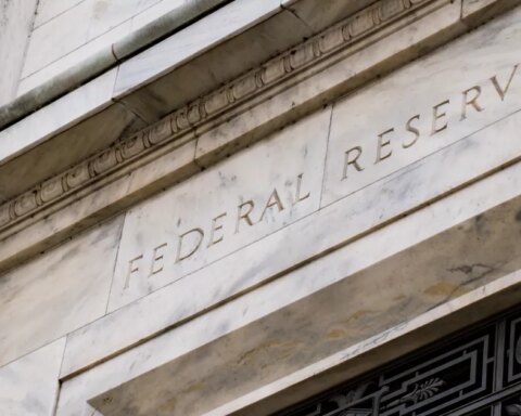 Fed representative says he is ready to "walk away" rate hike