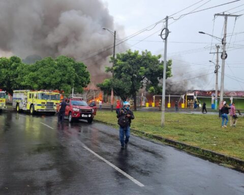 Fire reduces to ashes 10 gunpowder stations in the Tiscapa sector